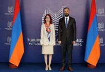 السفيرة أريسيان تبحث مع وزير الاقتصاد الأرميني التعاون الاقتصادي والتجاري